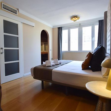 Cremades Duke Apartment Málaga Buitenkant foto